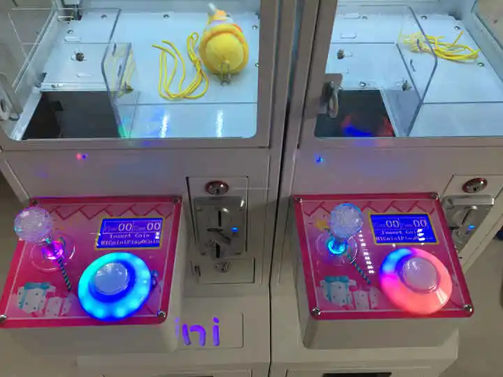 Mini Coin-Operated Mega Small  - đánh giá và giá Arcade Toy Claw Vending Machine