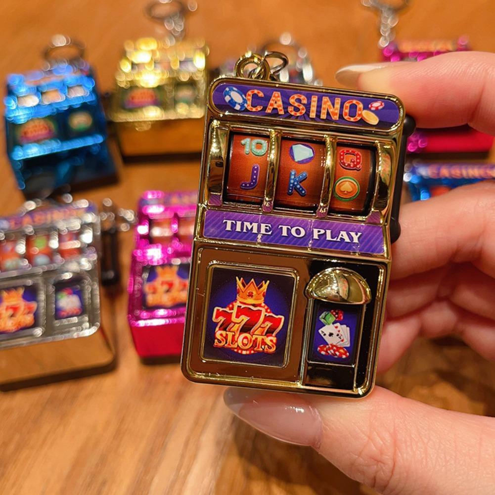 Fashion Slot Machine Keychain  - đánh giá và giá Fruit Slot Machine
