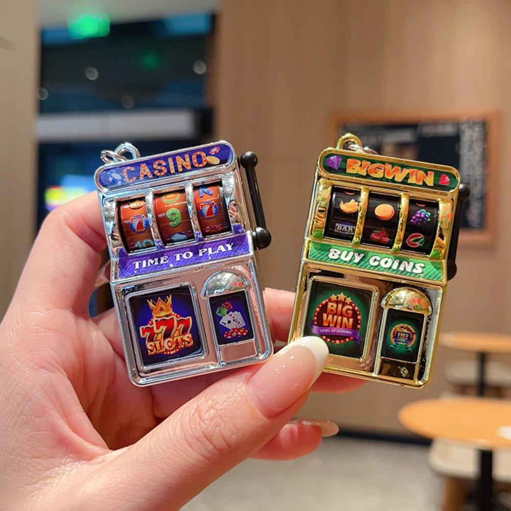 Fashion Slot Machine Keychain  - đánh giá và giá Fruit Slot Machine